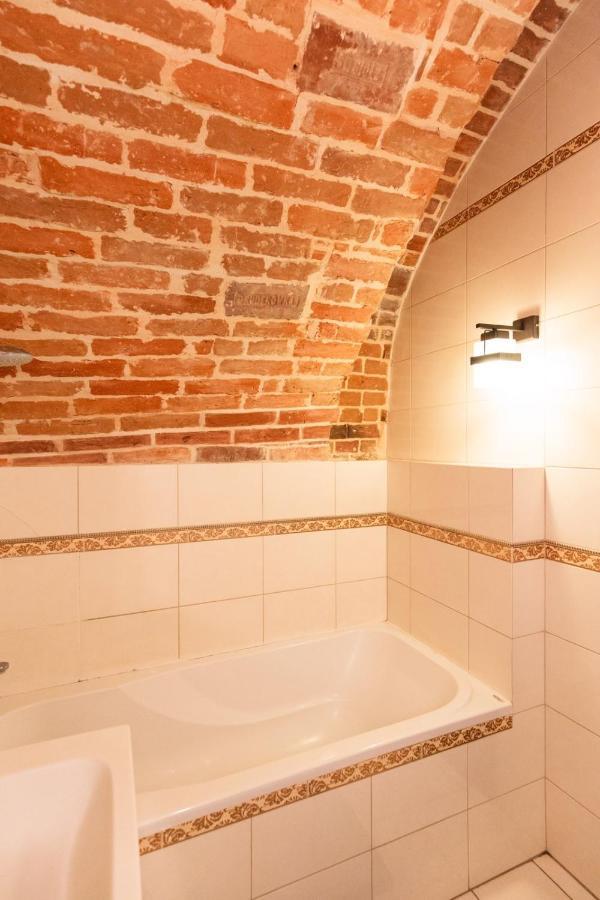 Spirit Of Old Lviv Apartment Main Square Extérieur photo